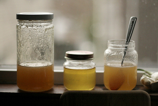 Illustration for article titled Why honey is the only food that doesn't go bad